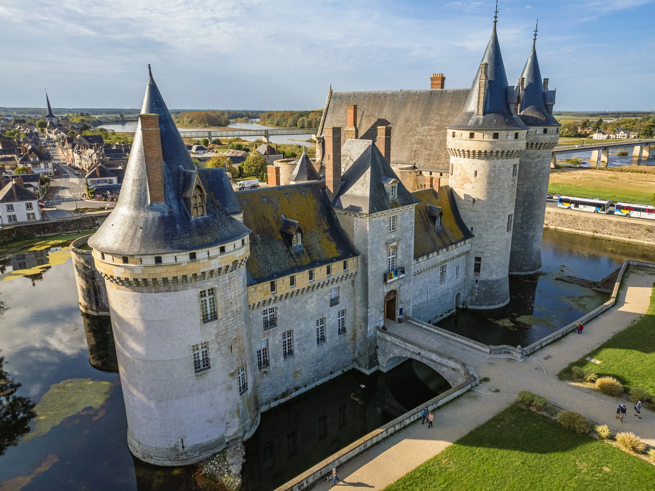 Evénements et Visites au Château de Sully-sur-Loire dans le Loiret