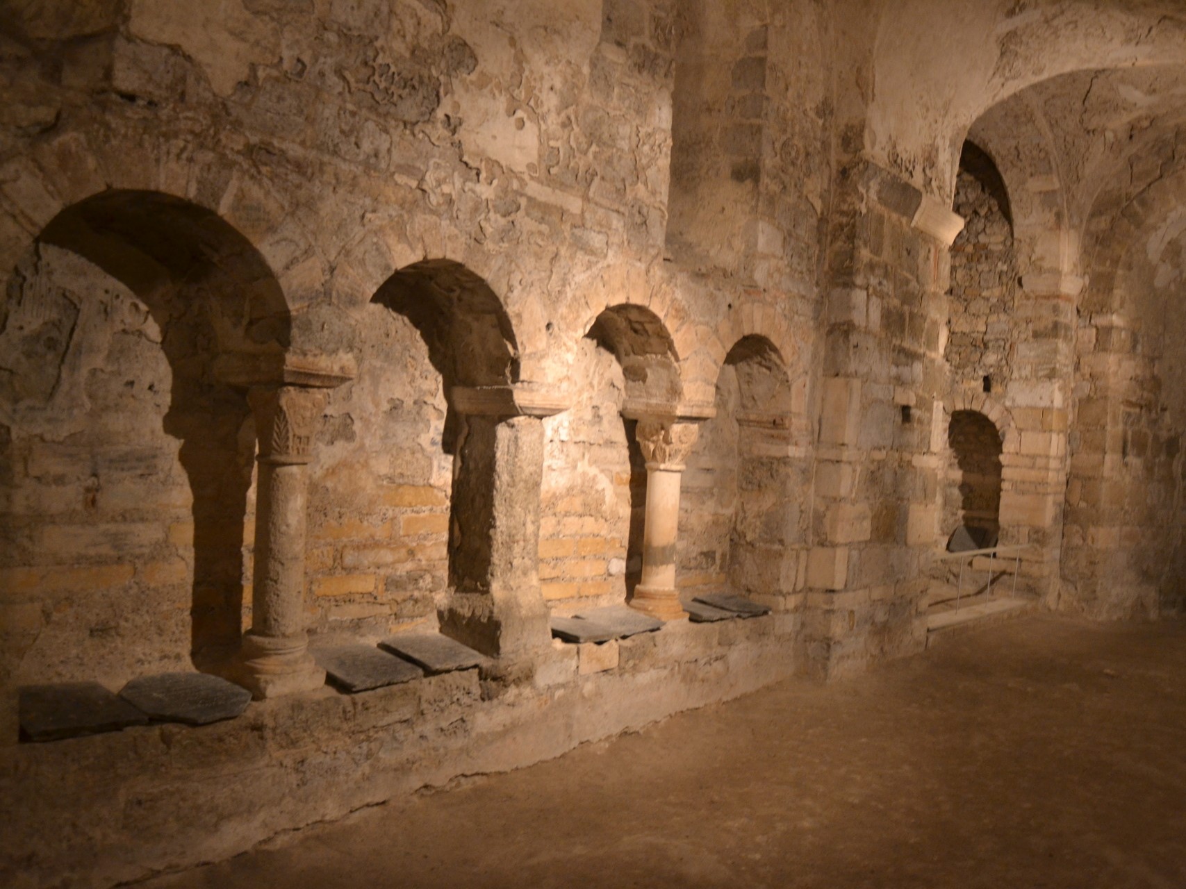 Visites des cryptes médiévales d’Orléans