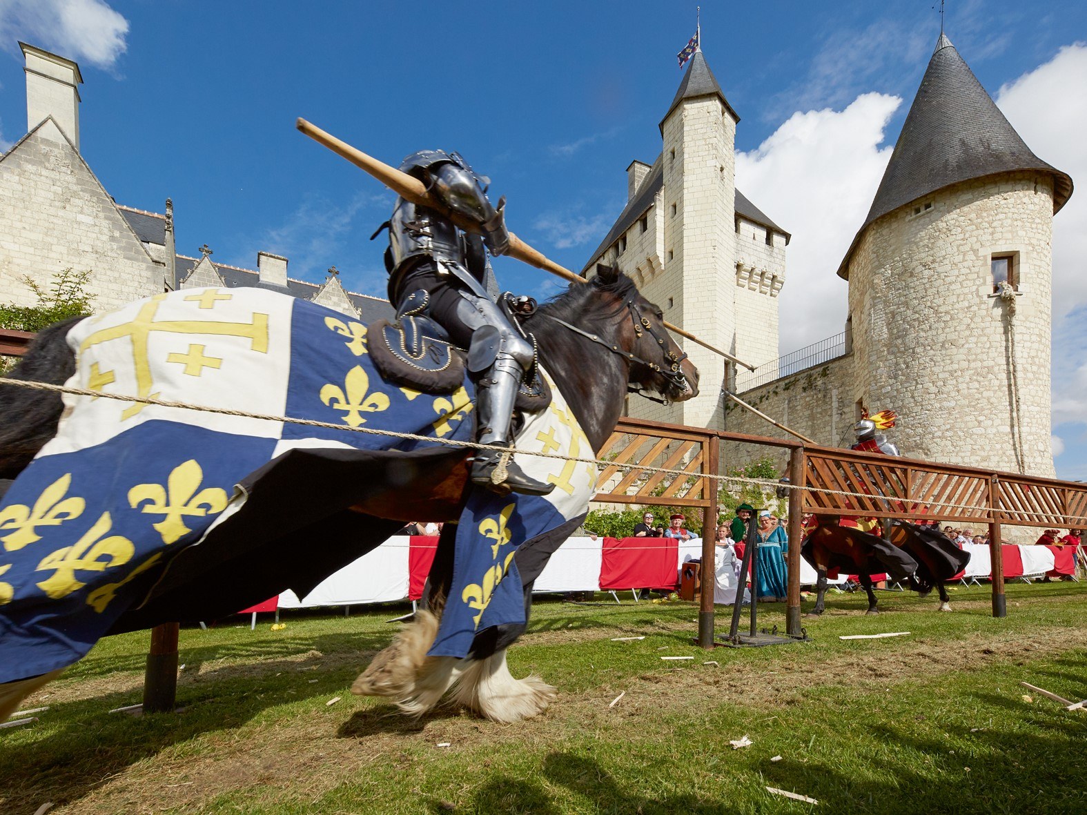 Animations estivales et Joutes équestres au Château du Rivau