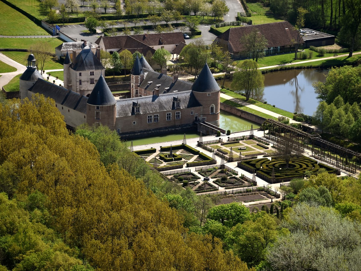 Vue aérienne du Château de Chamerolles 