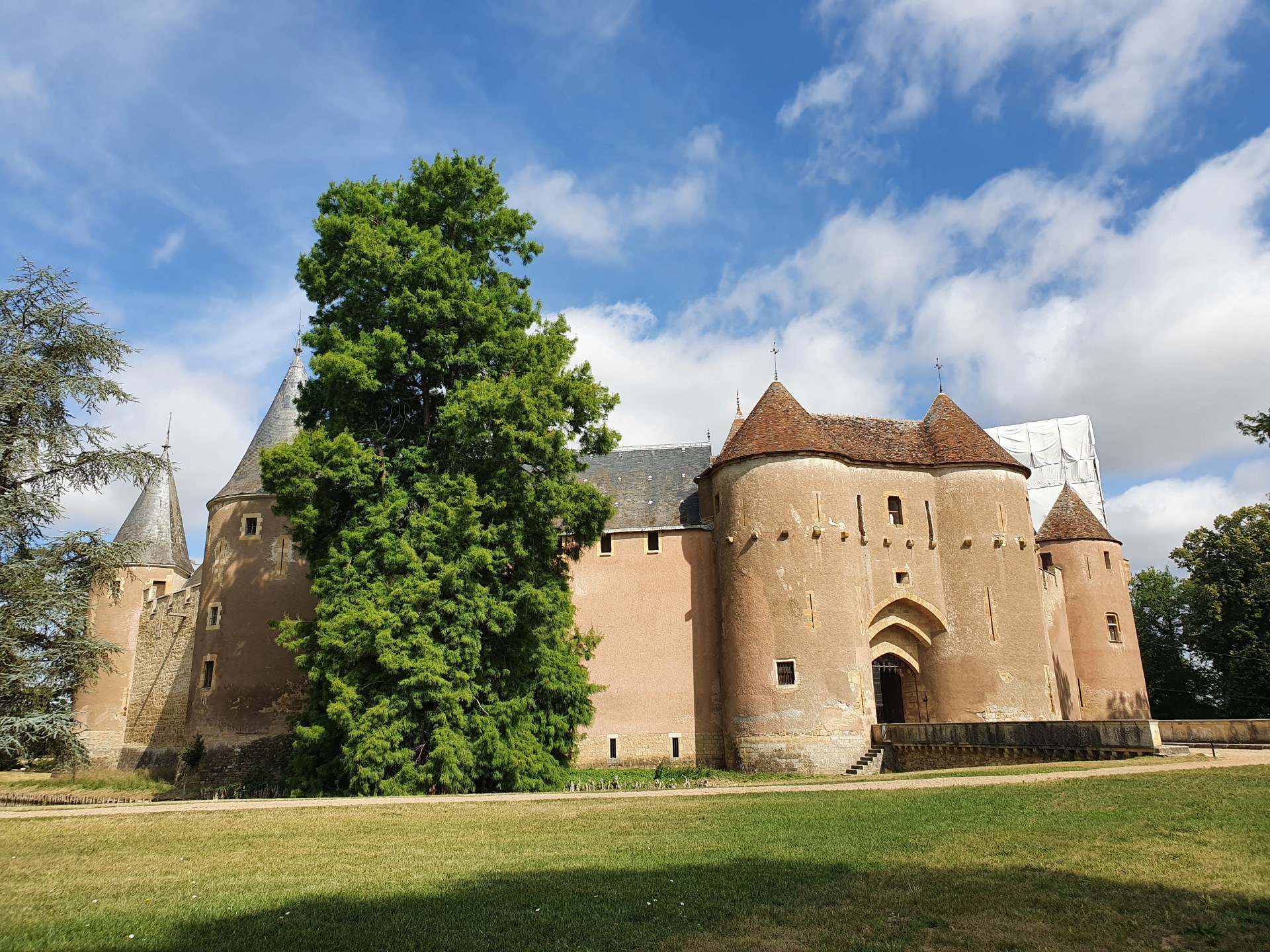 Château d’Ainay-le-Vieil