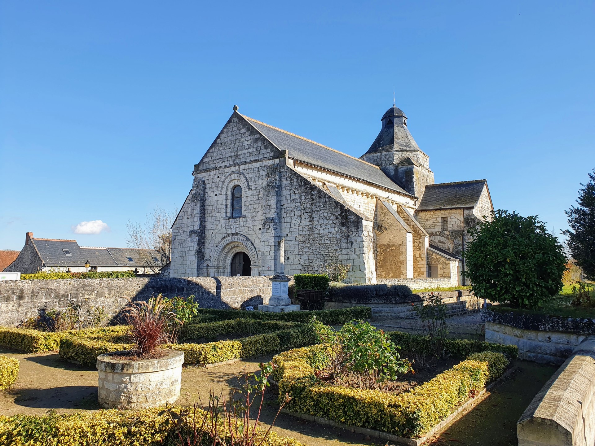 Eglise Saint Nicolas de Tavant